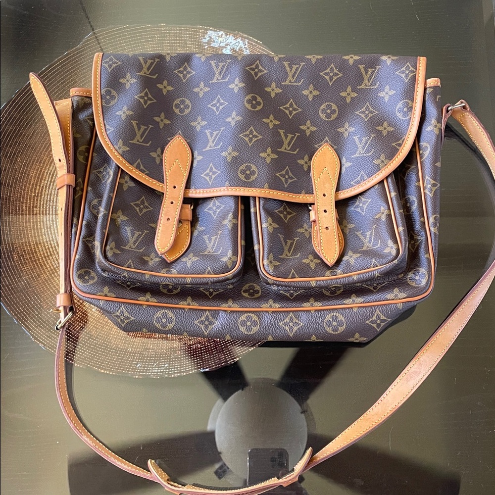 Louis Vuitton Authentic Vintage Satchel Messenger Monogram Bag